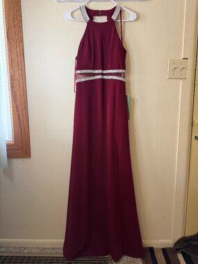 NWT My Michelle Juniors Red Size 5 Halter Embellished Gown Formal Prom Dress